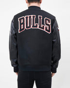 NBA CHICAGO BULLS CLASSIC WOOL MEN'S VARSITY JACKET (BLACK)