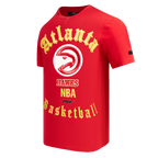NBA ATLANTA HAWKS OLD ENGLISH T-SHIRT POUR HOMME (ROUGE)