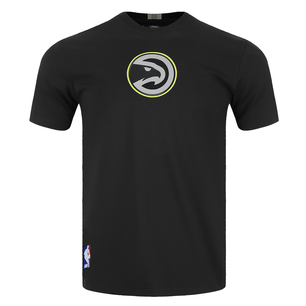 NBA ATLANTA HAWKS UNDER THE LIGHTS T-SHIRT EN JERSEY SIMPLE POUR HOMME (NOIR)