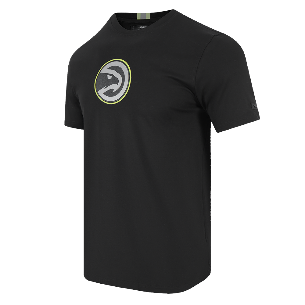NBA ATLANTA HAWKS UNDER THE LIGHTS T-SHIRT EN JERSEY SIMPLE POUR HOMME (NOIR)