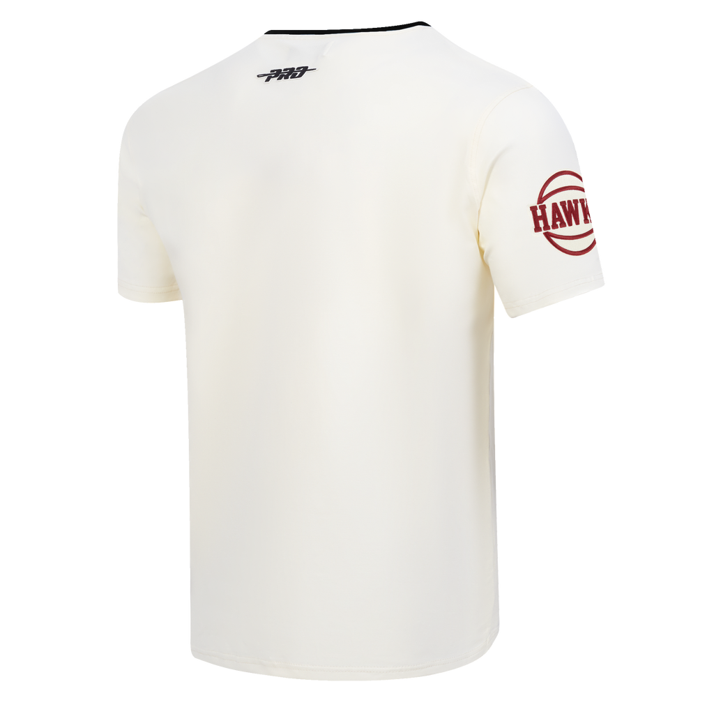 NBA ATLANTA HAWKS MODERN ORIGINALS MEN'S RINGER TEE (EGGSHELL/ BLACK)