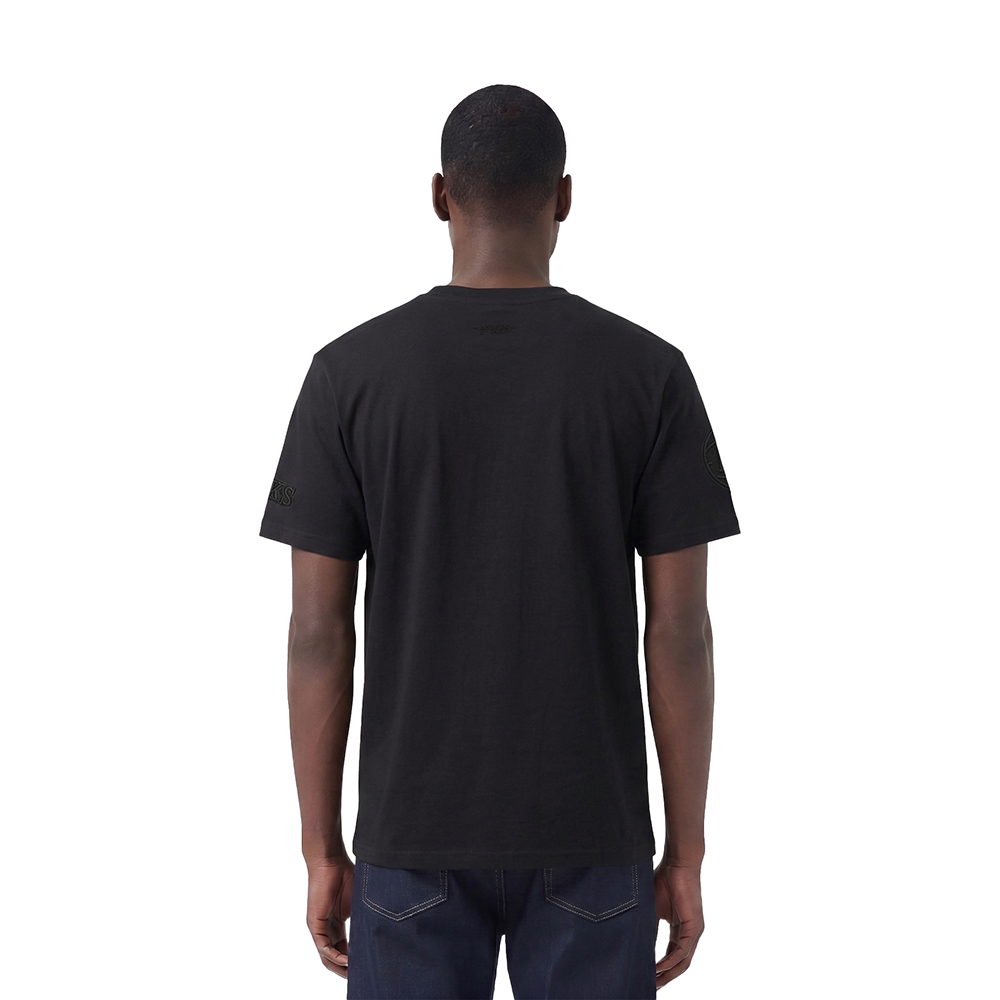 BAH158174-BLK-MODEL-2