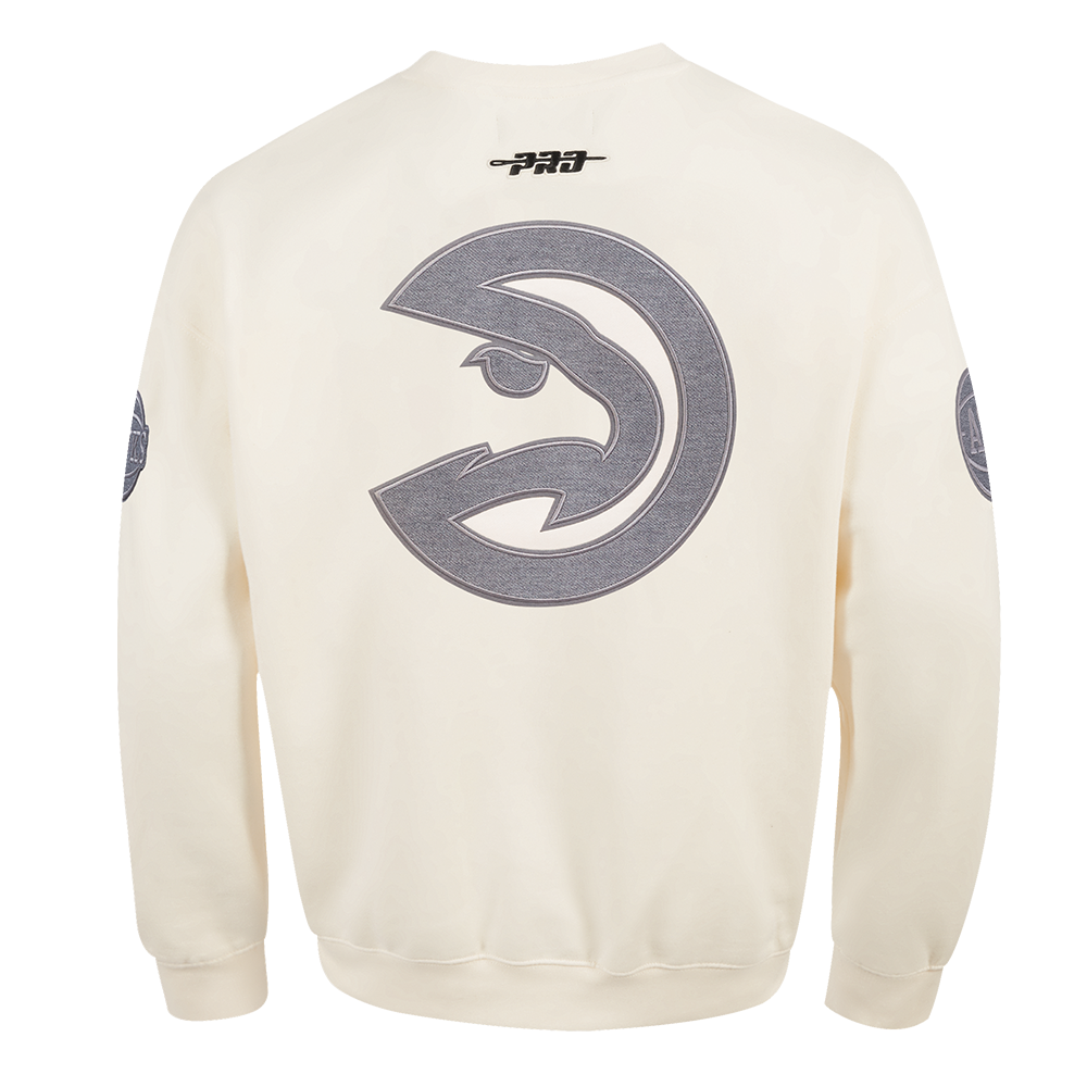 NBA ATLANTA HAWKS REVERSE FRENCH TERRY MEN'S CREWNECK SWEATSHIRT (EGGSHELL)