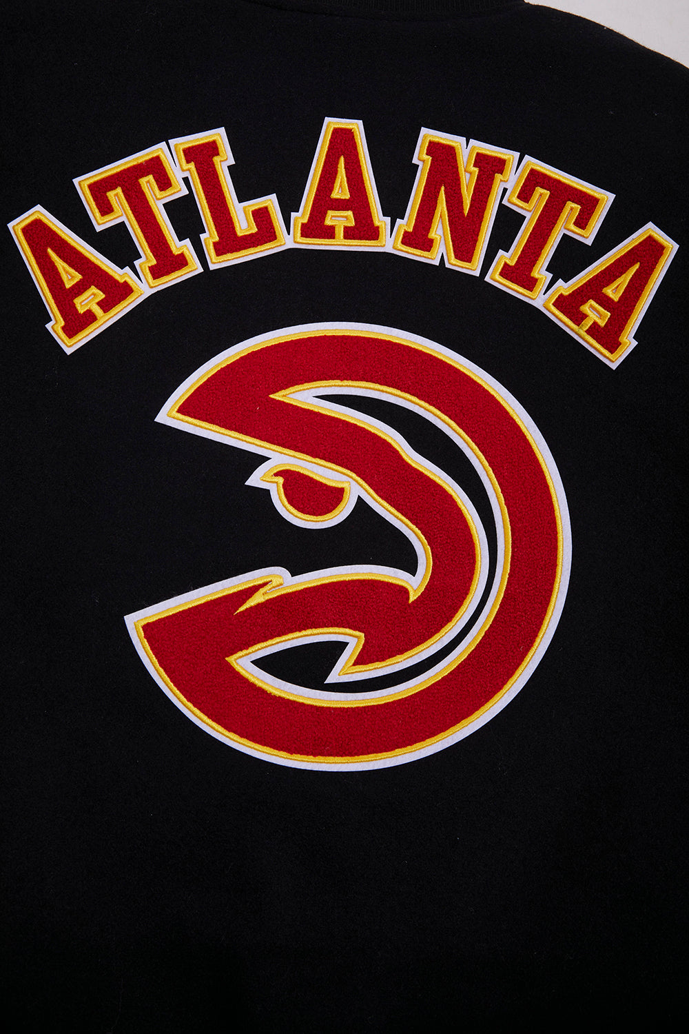 NBA ATLANTA HAWKS RETRO CLASSIC MEN'S RIB WOOL VARSITY JACKET (BLACK/RED/BLACK)