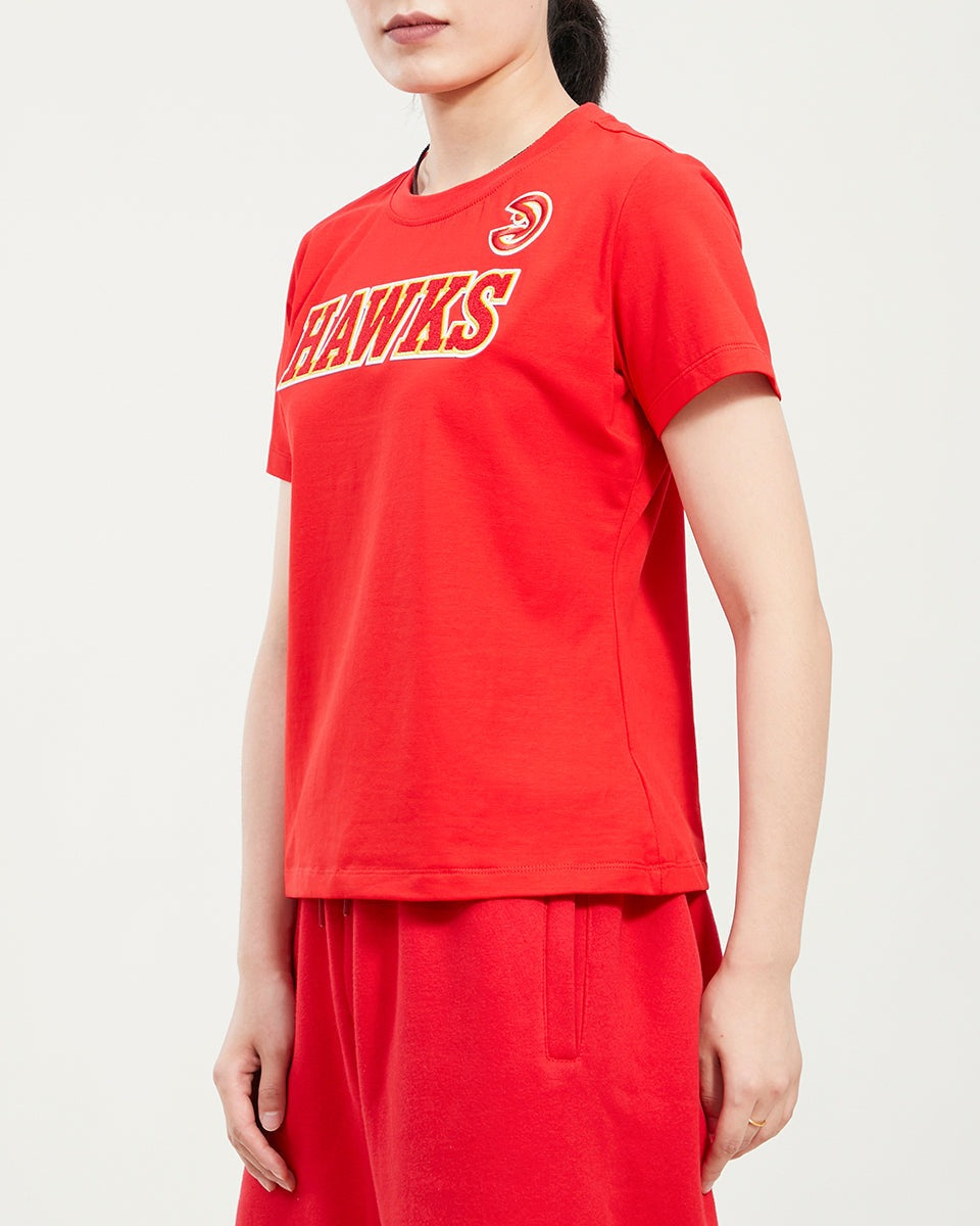 NBA ATLANTA HAWKS CLASSIC SHORT SLEEVE WOMEN'S SLIM FIT TEE (RED)