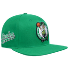 NBA BOSTON CELTICS SCRIPT TAIL CASQUETTE SNAPBACK EN LAINE (VERT KELLY)