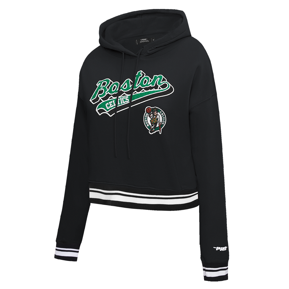 NBA BOSTON CELTICS SCRIPT TAIL WOMEN'S RIB FLEECE CROPPED PULLOVER HOODIE (BLACK)
