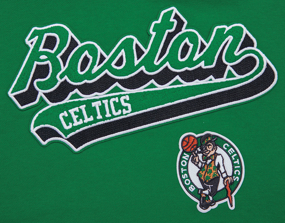 NBA BOSTON CELTICS SCRIPT TAIL WOMEN'S RIB FLEECE CROPPED PULLOVER HOODIE (KELLY GREEN)