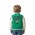 NBA BOSTON CELTICS RETRO CLASSIC BLOUSON COLLÉGIAL EN LAINE À BORDS CÔTELÉS POUR GARÇON BAMBIN (VERT KELLY/BLANC)