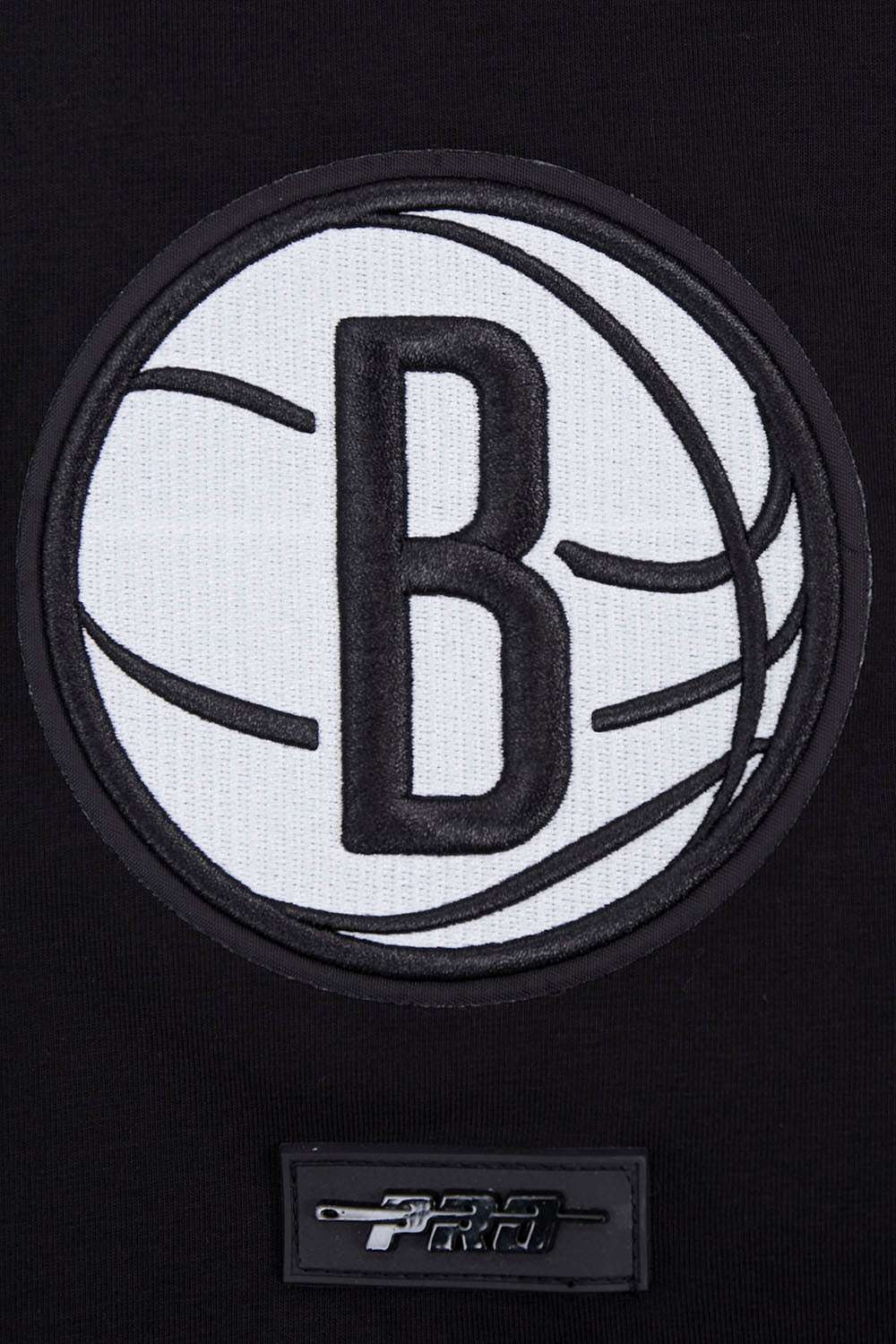 NBA BROOKLYN NETS SCRIPT TAIL MEN'S   TEE (BLACK)