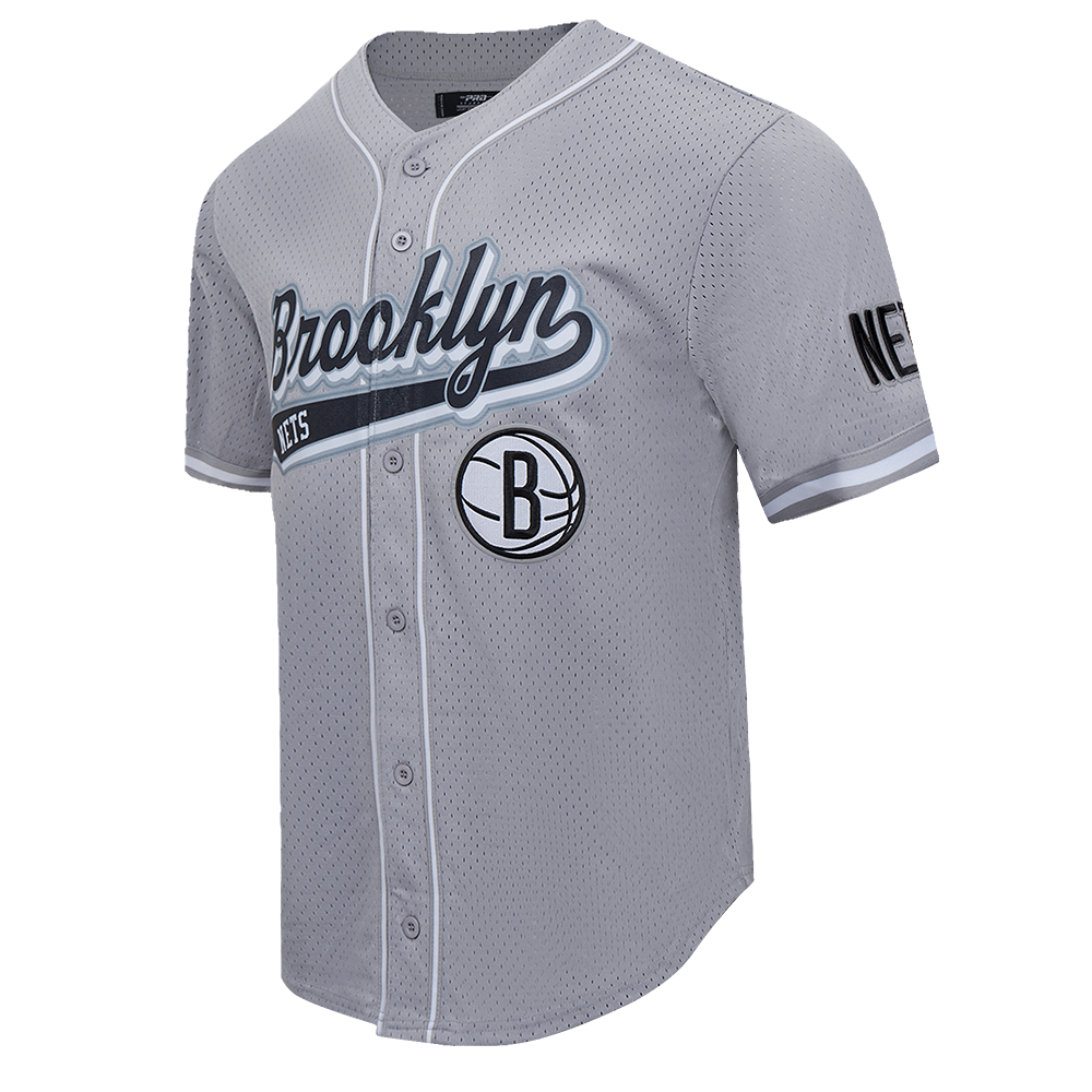 NBA BROOKLYN NETS SCRIPT TAIL MEN'S MESH BUTTON DOWN SHIRT (GRAY)