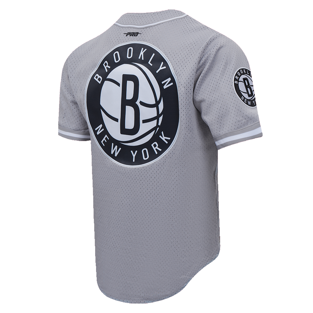NBA BROOKLYN NETS SCRIPT TAIL CHEMISE BOUTONNÉE EN FILET POUR HOMME (GRIS)