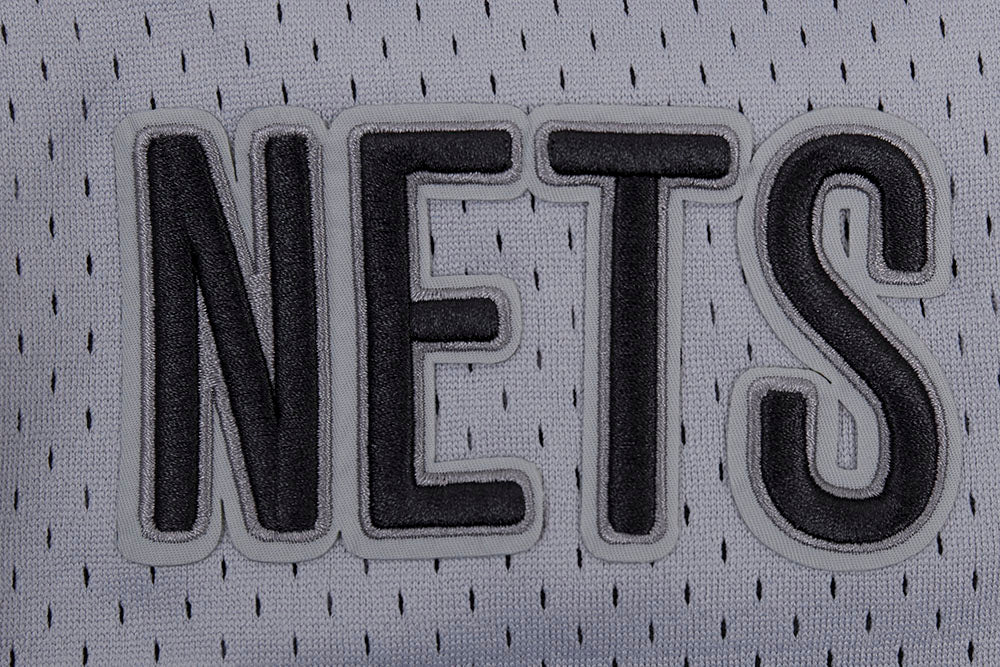 NBA BROOKLYN NETS SCRIPT TAIL CHEMISE BOUTONNÉE EN FILET POUR HOMME (GRIS)