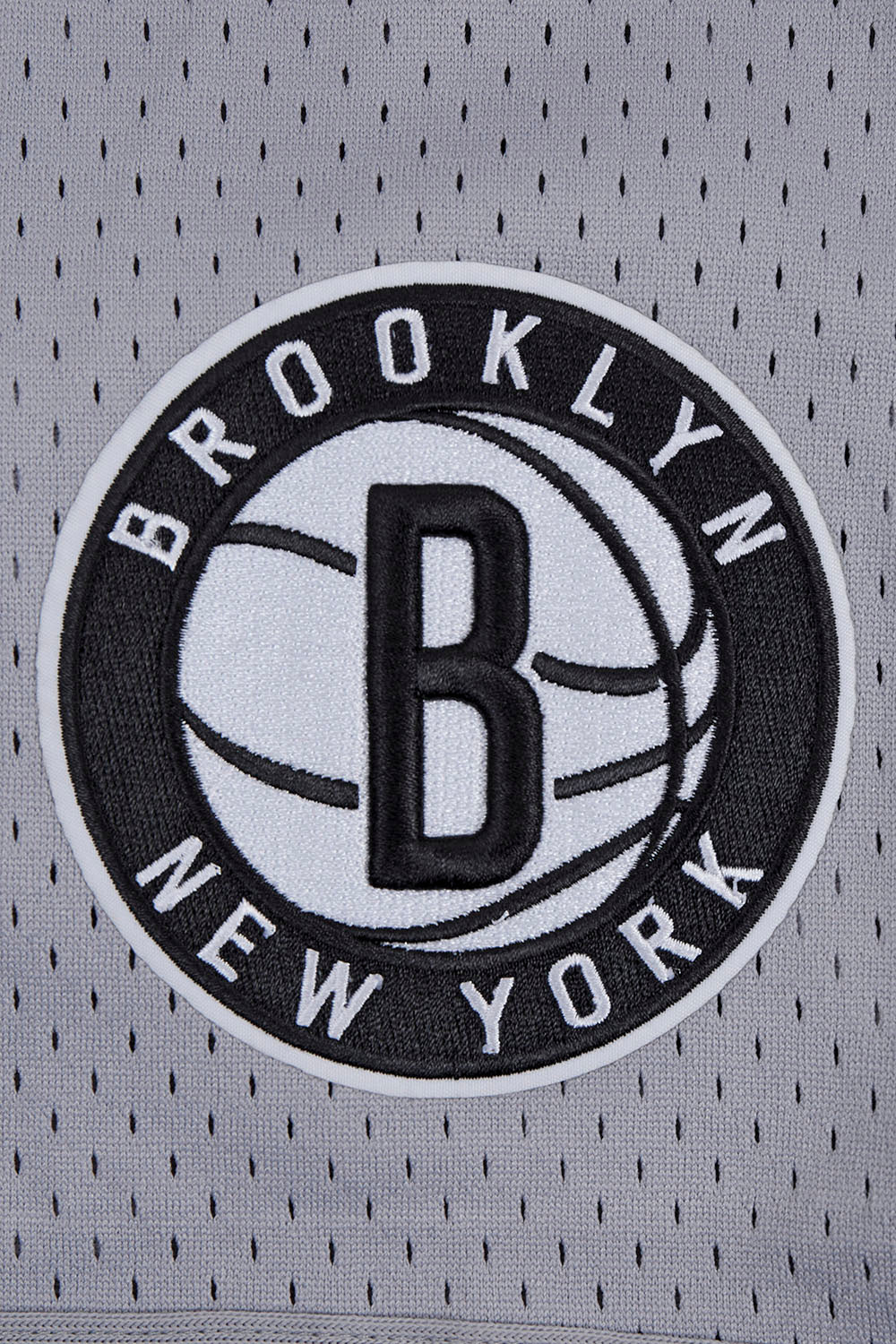 NBA BROOKLYN NETS SCRIPT TAIL CHEMISE BOUTONNÉE EN FILET POUR HOMME (GRIS)