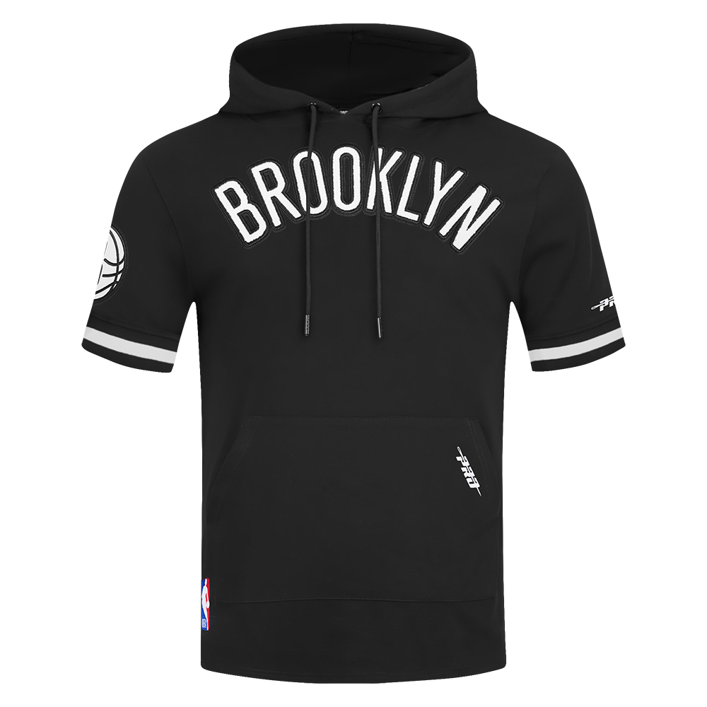 NBA BROOKLYN NETS CLASSIC CHANDAIL À CAPUCHON À MANCHES COURTES EN MAILLE DOUBLE ET CHENILLE POUR HOMME (NOIR)