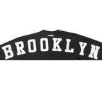 NBA BROOKLYN NETS WINGSPAN T-SHIRT À MANCHES LONGUES ET À ÉPAULES TOMBANTES POUR HOMME (NOIR)