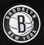 NBA BROOKLYN NETS OLD ENGLISH CHANDAIL À COL ROND POUR HOMME (NOIR)