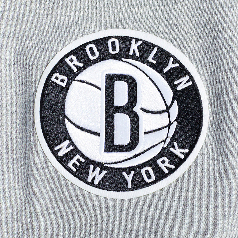 NBA BROOKLYN NETS OLD ENGLISH CHANDAIL À CAPUCHON À LOGO POUR HOMME (GRIS CHINÉ)
