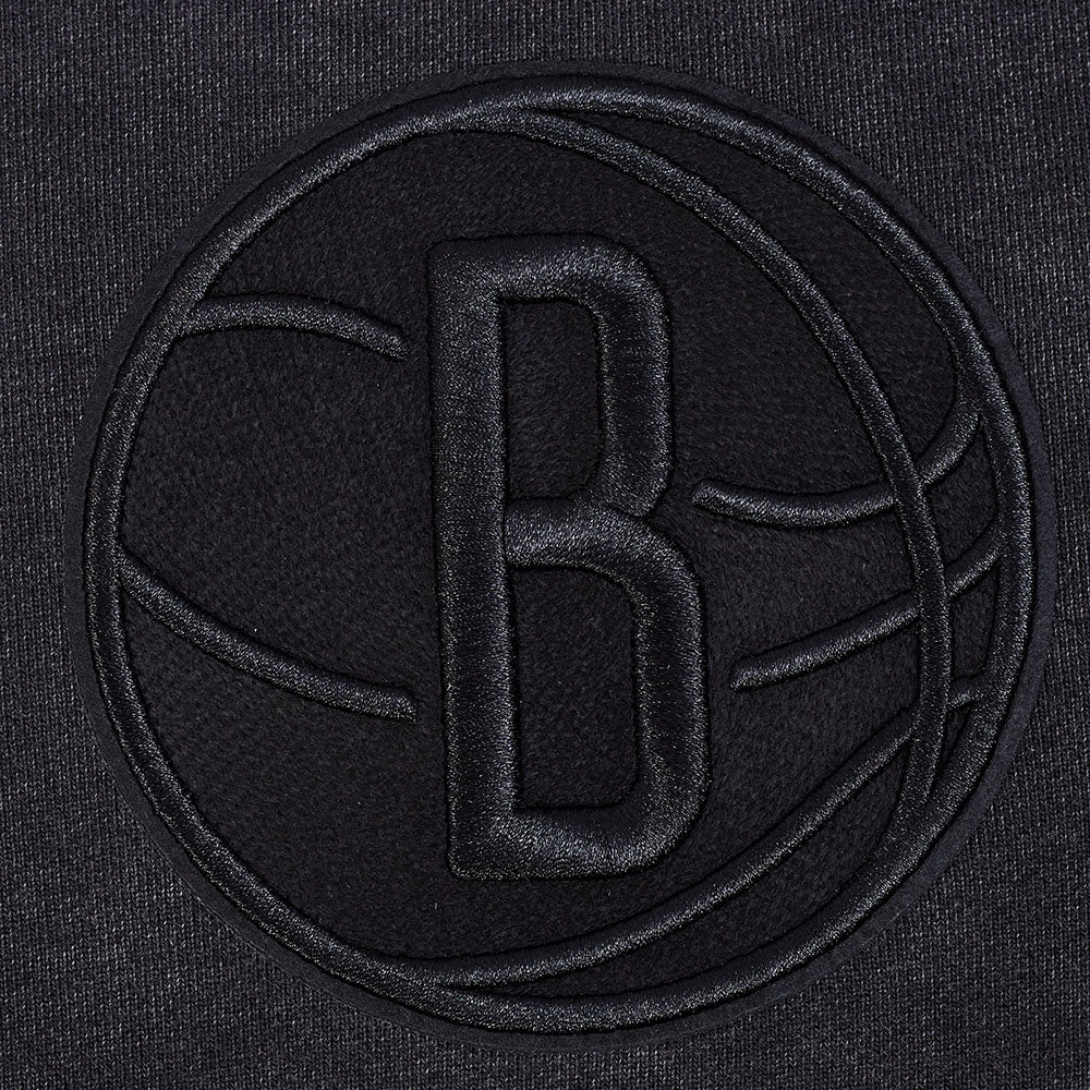 NBA BROOKLYN NETS WASHED CLASSIC MEN'S CREWNECK SWEATSHIRT (WASHED BLACK)
