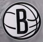 NBA BROOKLYN NETS SCRIPT TAIL MEN'S SATIN JACKET (GRAY)