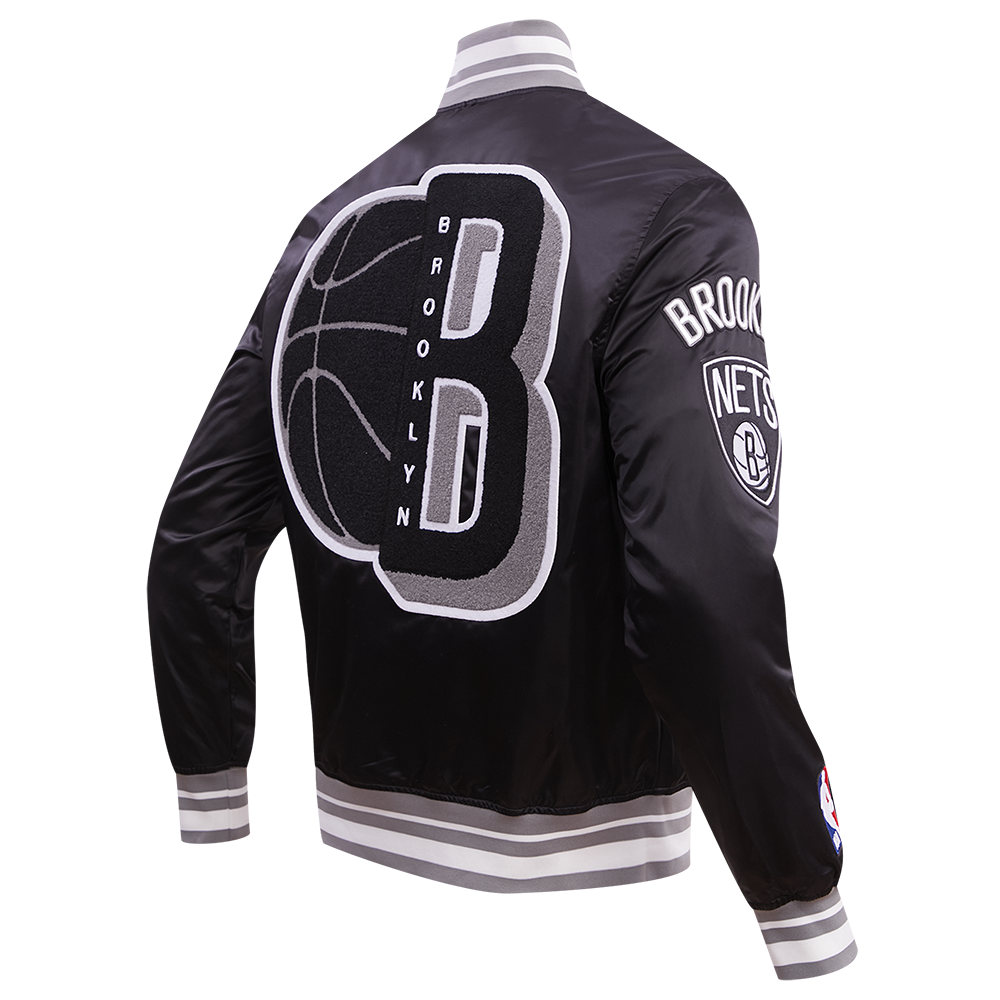 NBA BROOKLYN NETS MASH UP BLOUSON EN SATIN À BORDS CÔTELÉS POUR HOMME (NOIR/GRIS)