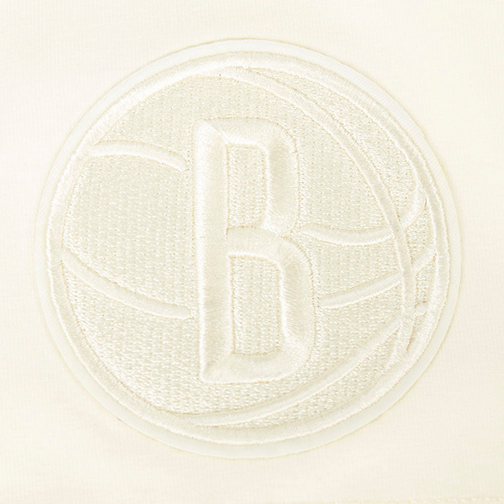 NBA BROOKLYN NETS NEUTRAL T-SHIRT EN JERSEY SIMPLE À COUPE CARRÉE POUR FEMME (COQUILLE D'ŒUF)