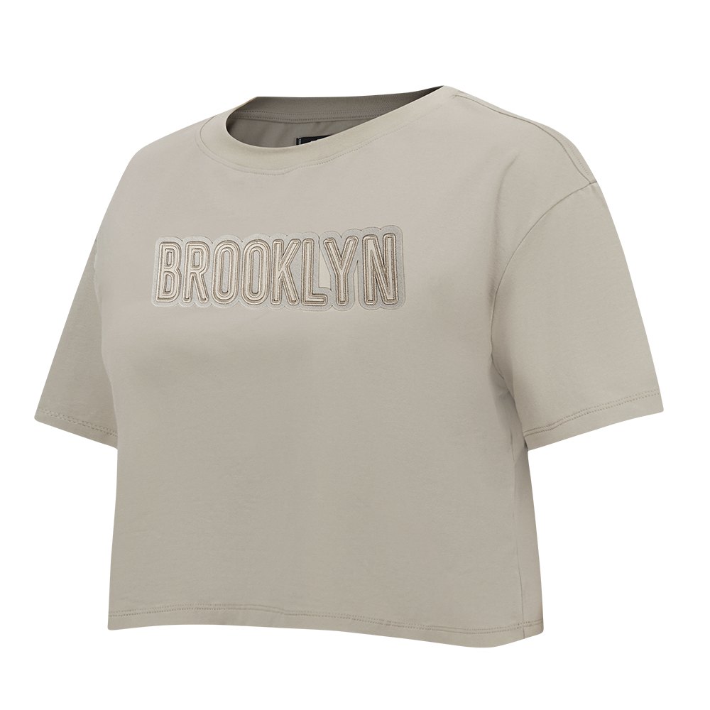 NBA BROOKLYN NETS NEUTRAL WOMEN'S SINGLE JERSEY BOXY TEE (TAUPE)