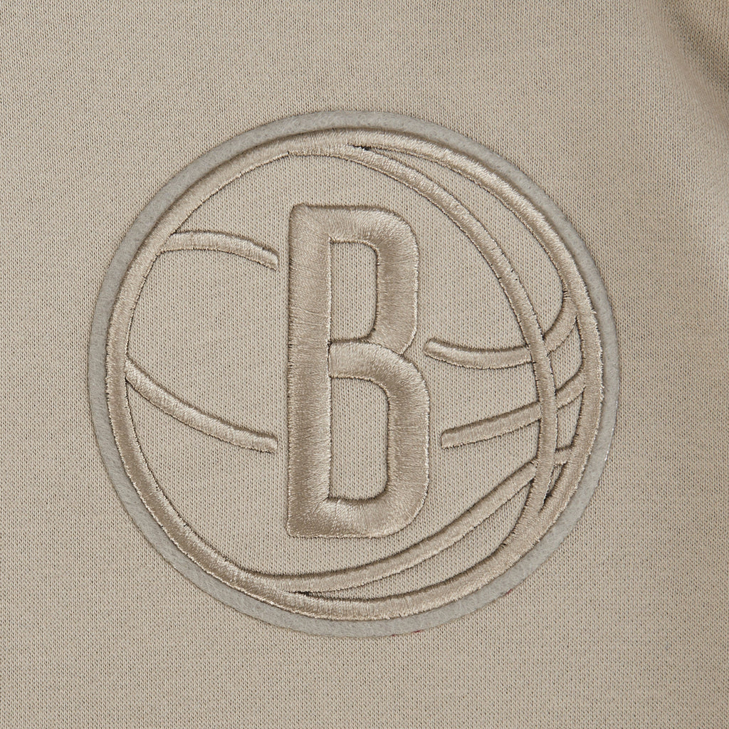 NBA BROOKLYN NETS NEUTRAL BIG BOY'S FLEECE PULLOVER HOODIE (TAUPE)