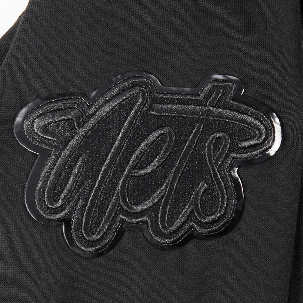 NBA BROOKLYN NETS TRIPLE BLACK BIG BOY'S FLEECE PULLOVER HOODIE (BLACK)