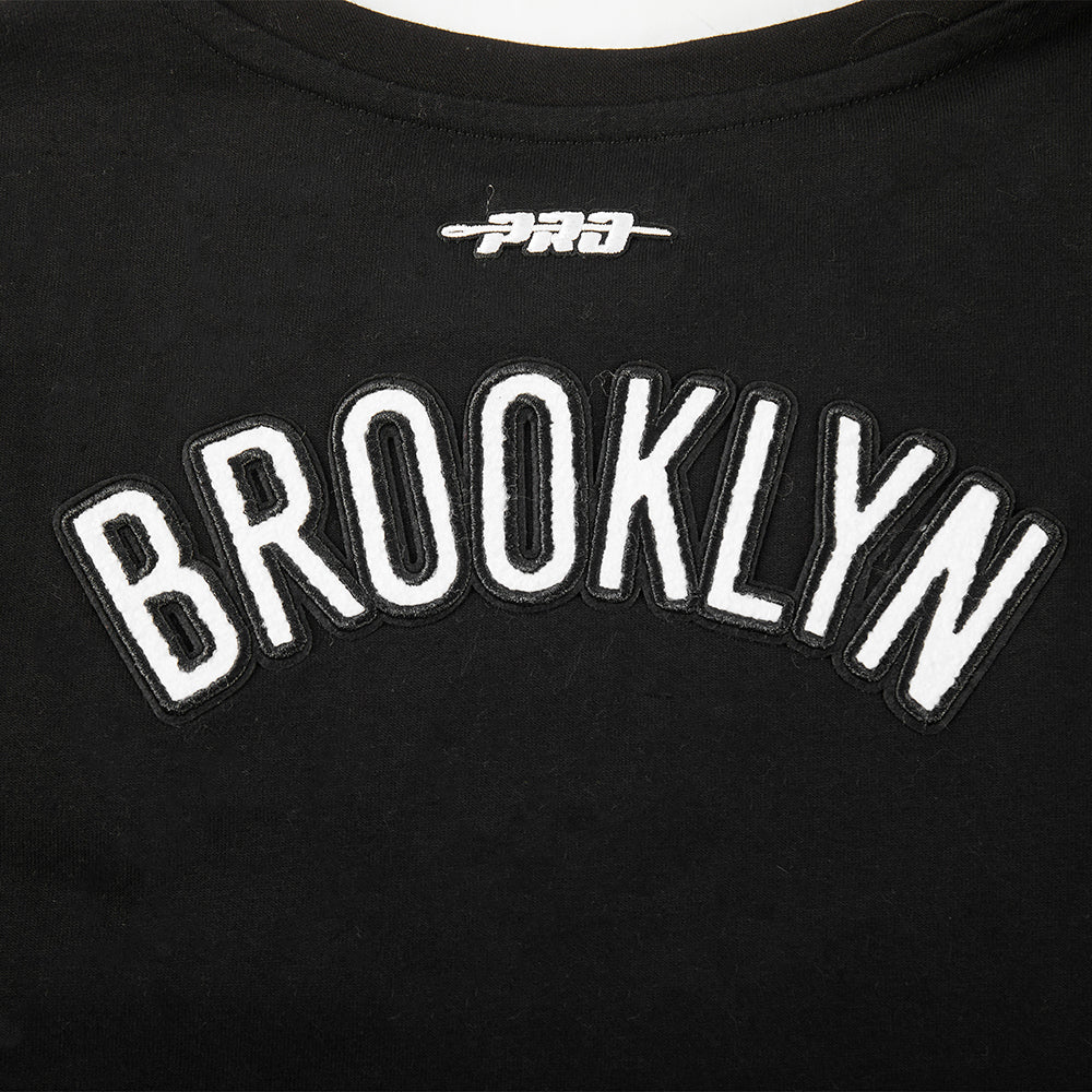NBA BROOKLYN NETS CLASSIC BIG GIRL'S SHORT SLEEVE BOXY TEE (BLACK)