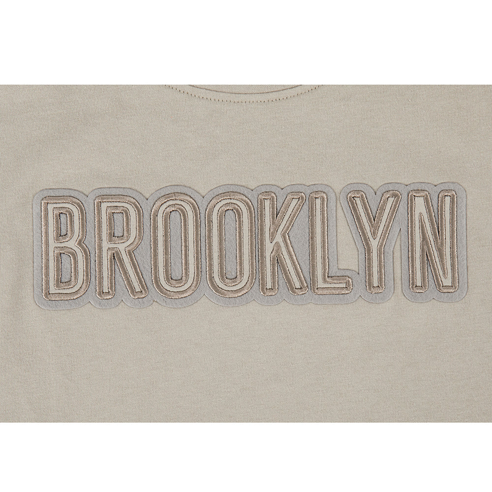 NBA BROOKLYN NETS NEUTRAL T-SHIRT À MANCHES COURTES ET À COUPE CARRÉE POUR FILLE JUNIOR (TAUPE)