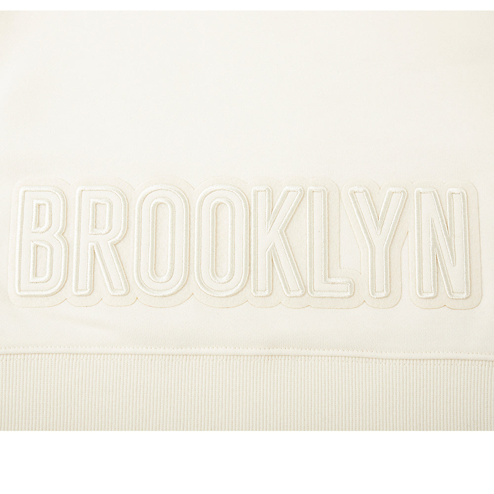 NBA BROOKLYN NETS NEUTRAL WOMEN'S FLC CROPPED PO HOODIE (EGGSHELL)