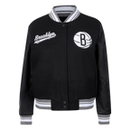 NBA BROOKLYN NETS SCRIPT TAIL WOMEN'S WOOL VARSITY JACKET (BLACK/GRAY)