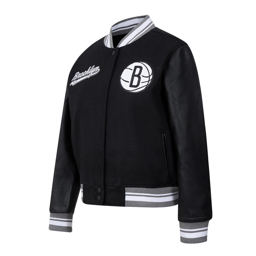 NBA BROOKLYN NETS SCRIPT TAIL WOMEN'S WOOL VARSITY JACKET (BLACK/GRAY)
