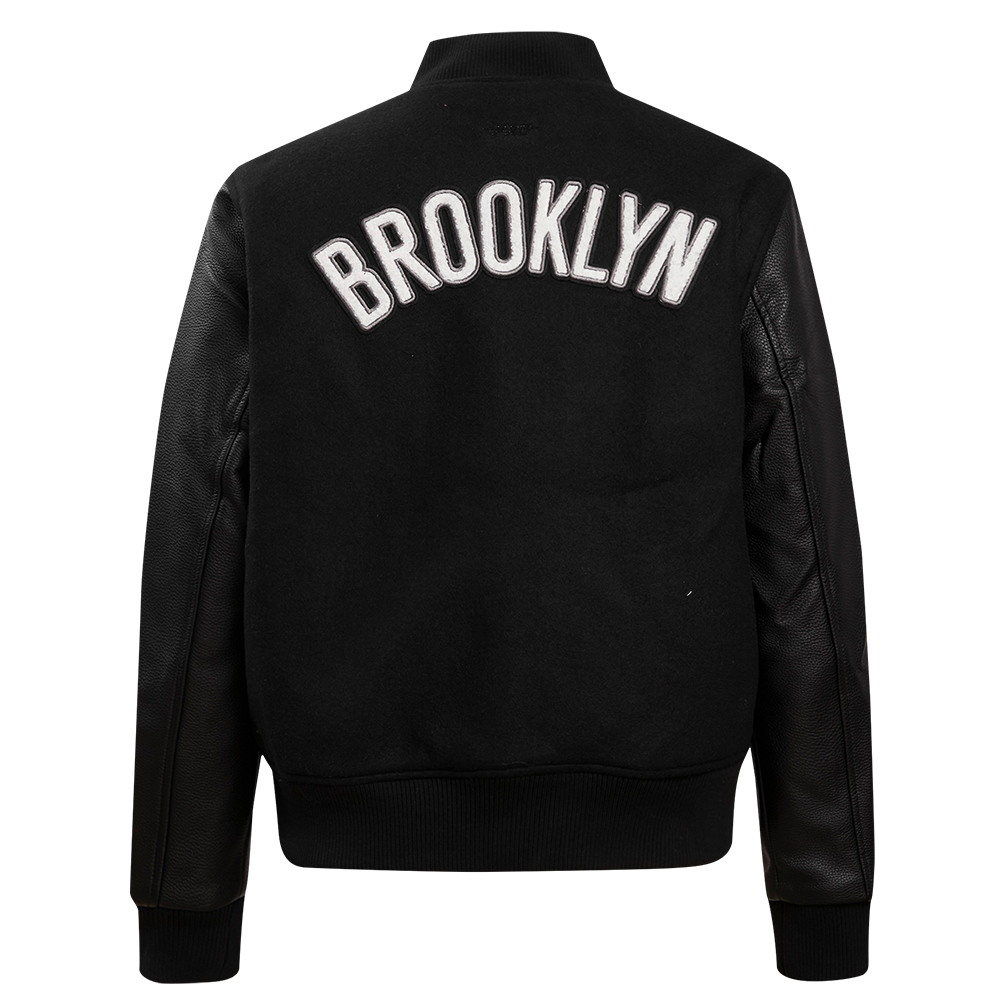 NBA BROOKLYN NETS CLASSIC BLOUSON COLLÉGIAL EN LAINE POUR FEMME (NOIR DE JAIS)