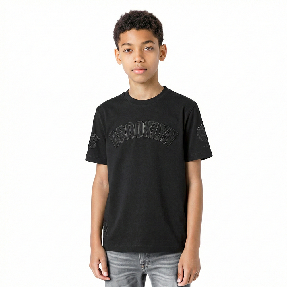 NBA BROOKLYN NETS TRIPLE BLACK LITTLE BOY'S SHORT SLEEVE TEE (BLACK)