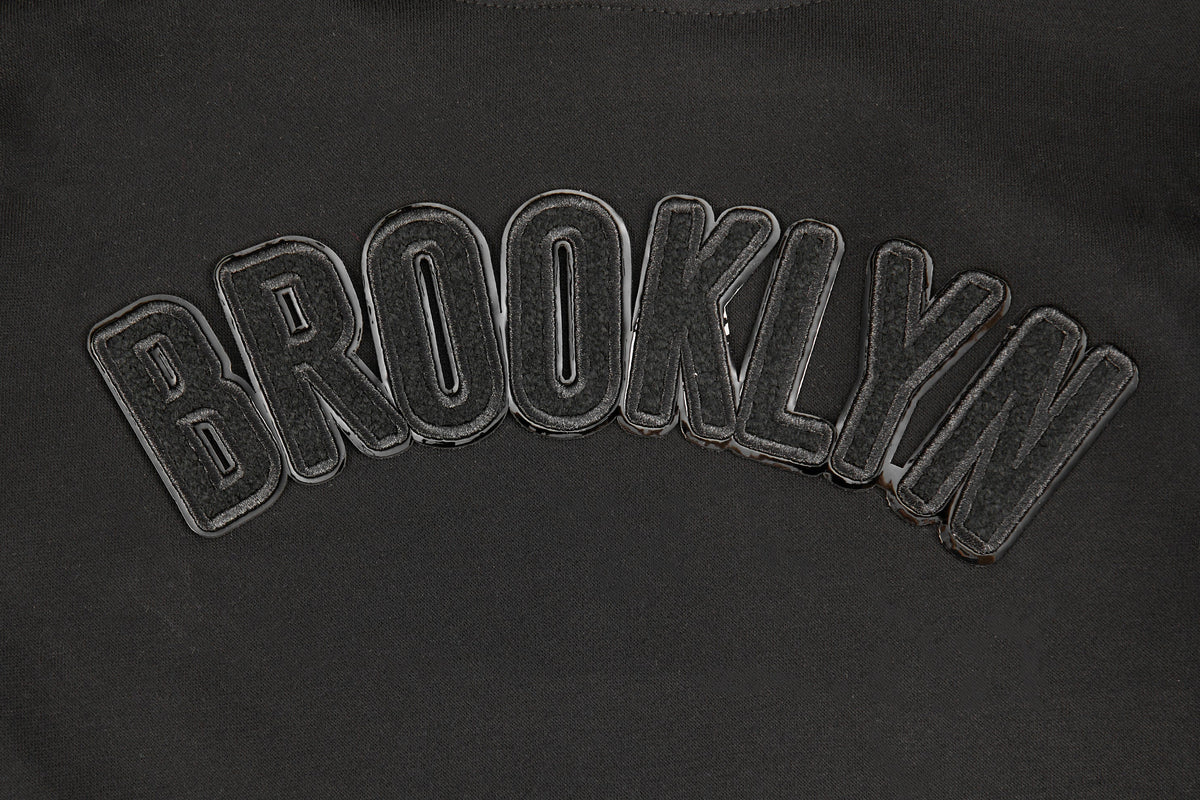 NBA BROOKLYN NETS TRIPLE BLACK LITTLE BOY'S FLEECE PULLOVER HOODIE (BLACK)