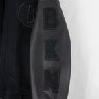 NBA BROOKLYN NETS TRIPLE BLACK BLOUSON COLLÉGIAL EN LAINE POUR GARÇON ENFANT (NOIR DE JAIS)