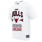 NBA CHICAGO BULLS CITY TOUR T-SHIRT EN JERSEY DE COTON À ÉPAULES TOMBANTES POUR HOMME (BLANC)