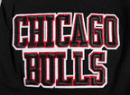 NBA CHICAGO BULLS OLD ENGLISH MEN'S TEE (BLACK)