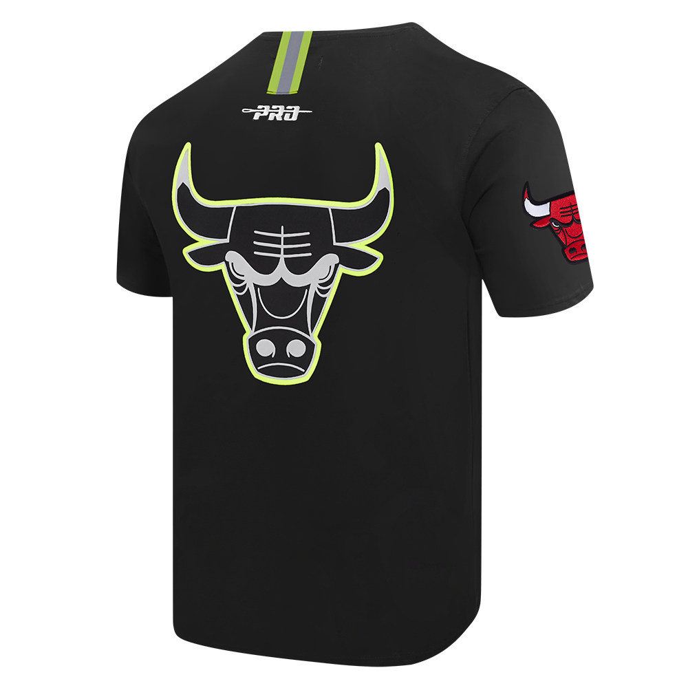 NBA CHICAGO BULLS UNDER THE LIGHTS T-SHIRT EN JERSEY SIMPLE POUR HOMME (NOIR)