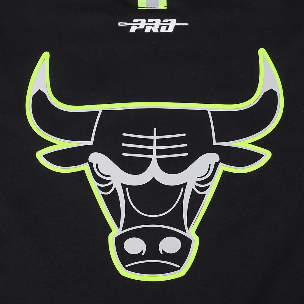 NBA CHICAGO BULLS UNDER THE LIGHTS T-SHIRT EN JERSEY SIMPLE POUR HOMME (NOIR)