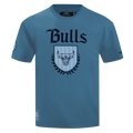 NBA CHICAGO BULLS COUNTRY CLUB T-SHIRT EN JERSEY DE COTON À ÉPAULES TOMBANTES POUR HOMME (BLEU ACIER)