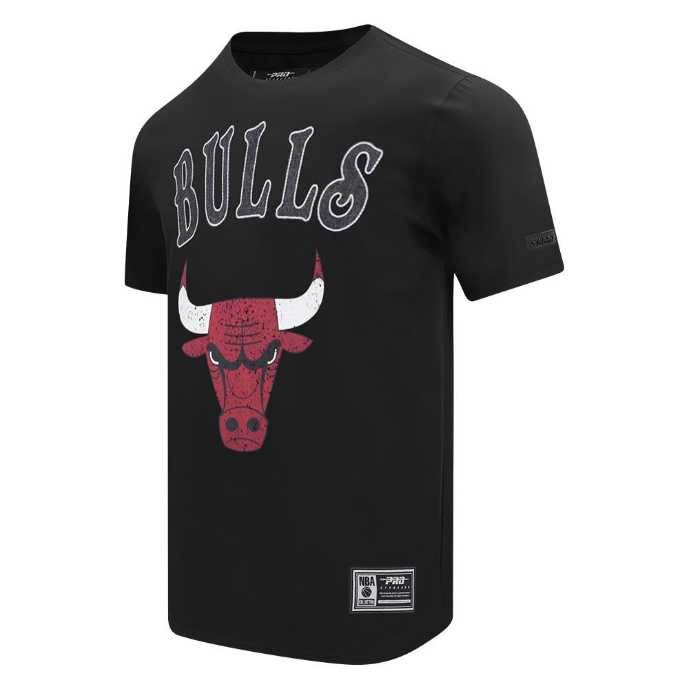NBA CHICAGO BULLS REBEL ATHLETICS STACKED LOGO MEN'S SJ TEE (BLACK)