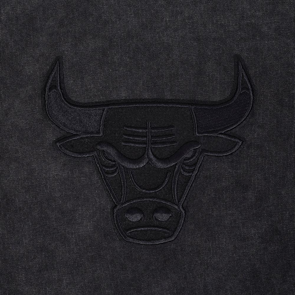 NBA CHICAGO BULLS WASHED CLASSIC T-SHIRT EN JERSEY DE COTON DÉLAVÉ À L'ENZYME À ÉPAULES TOMBANTES POUR HOMME (NOIR DÉLAVÉ)