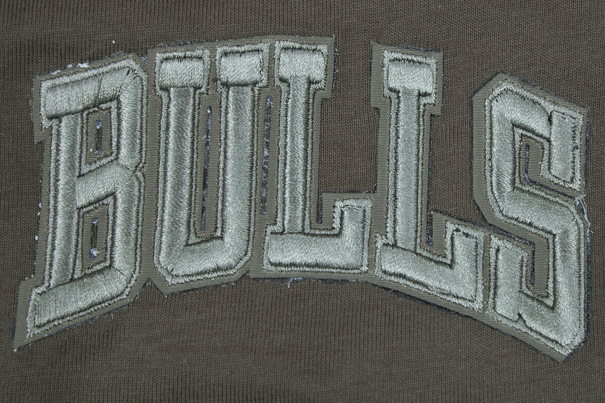 NBA CHICAGO BULLS NEUTRAL T-SHIRT À ÉPAULES TOMBANTES POUR HOMME (TAUPE FONCÉ)