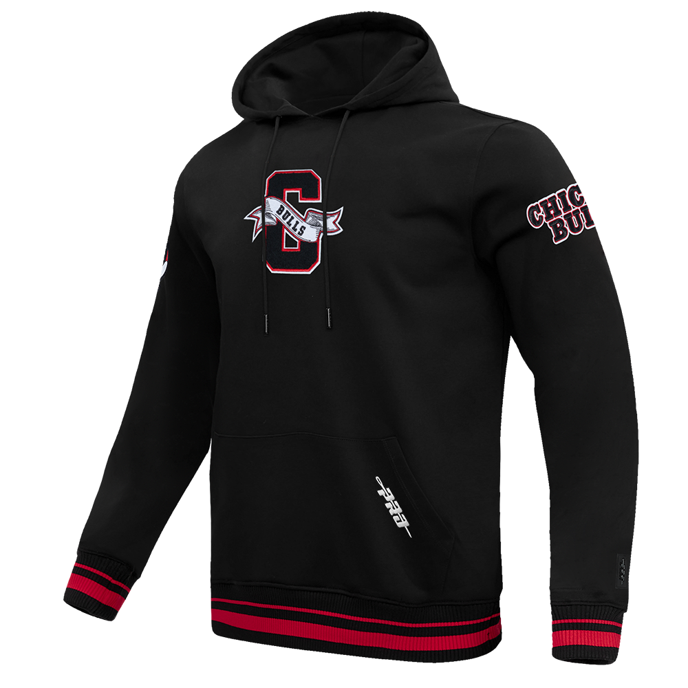NBA CHICAGO BULLS TEAM PENNANTS MEN'S RIB FLEECE PULLOVER HOODIE (BLACK/RED/BLACK)
