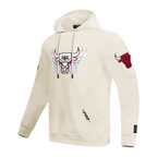 NBA CHICAGO BULLS ECHO LOGO MEN'S FLEECE PULLOVER HOODIE (EGGSHELL)