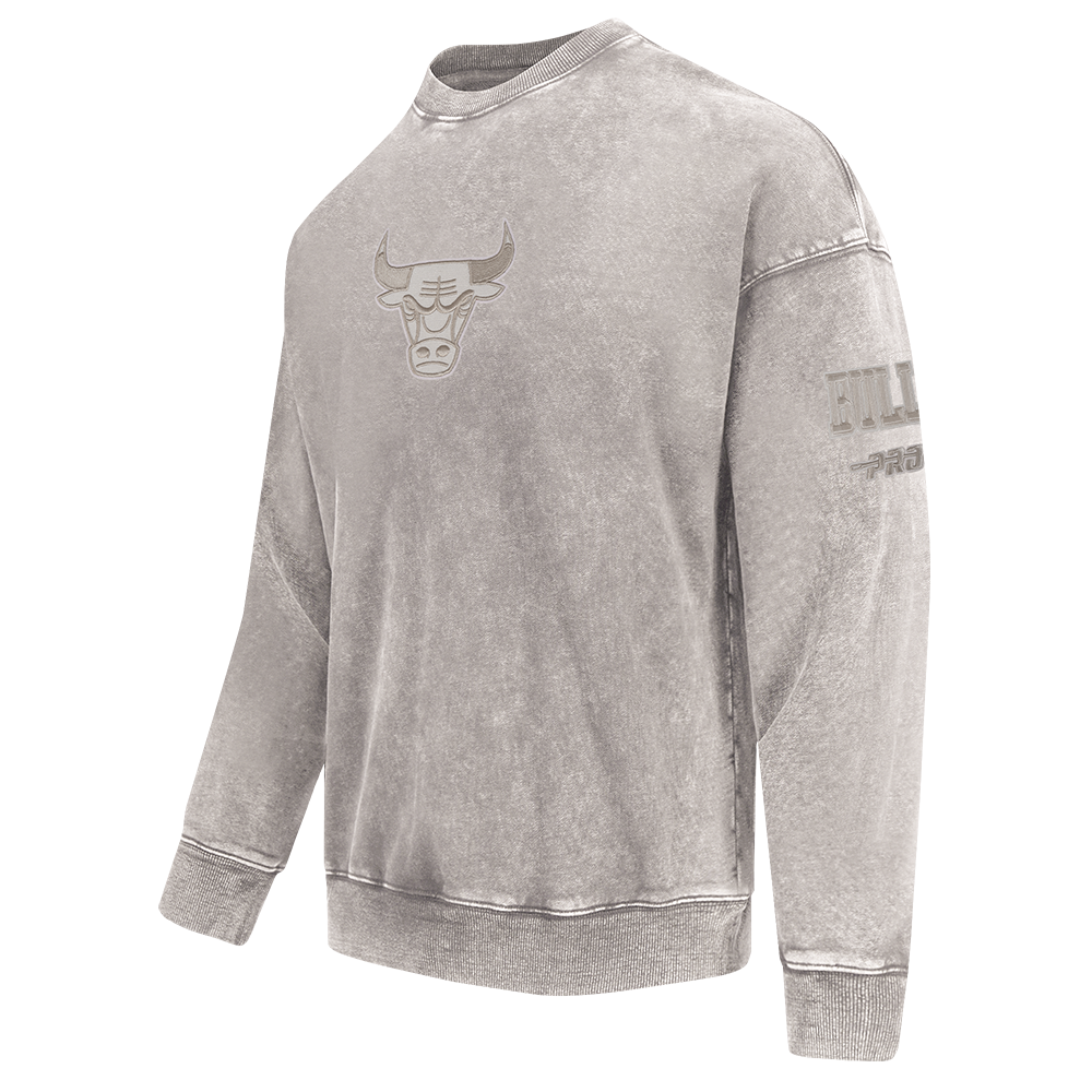 NBA CHICAGO BULLS WASHED CLASSIC MEN'S ENZYME WASH DROP SHOULDER FT CREWNECK (WASHED WARM SLATE)