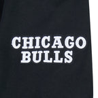 NBA CHICAGO BULLS CLASSIC CHENILLE MEN'S SWEATSHIRT (BLACK)